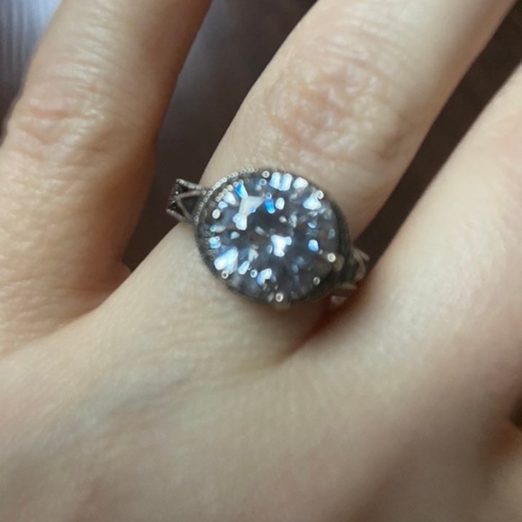 Antique reproduction ring - Picture 4 of 12